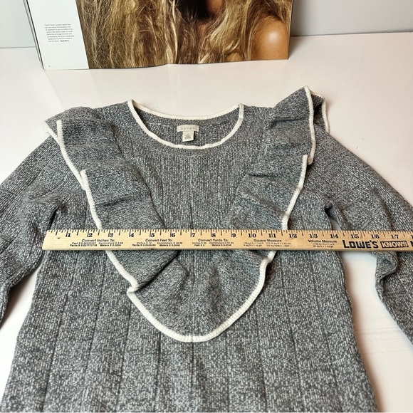 Hinge Sweater - Picture 6 of 8